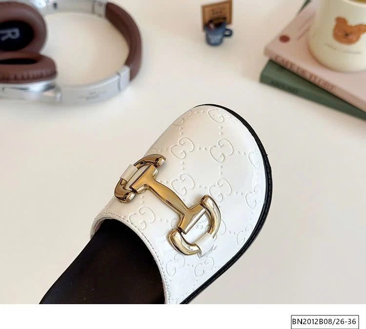 SỤC DA PU GU..CHÌ