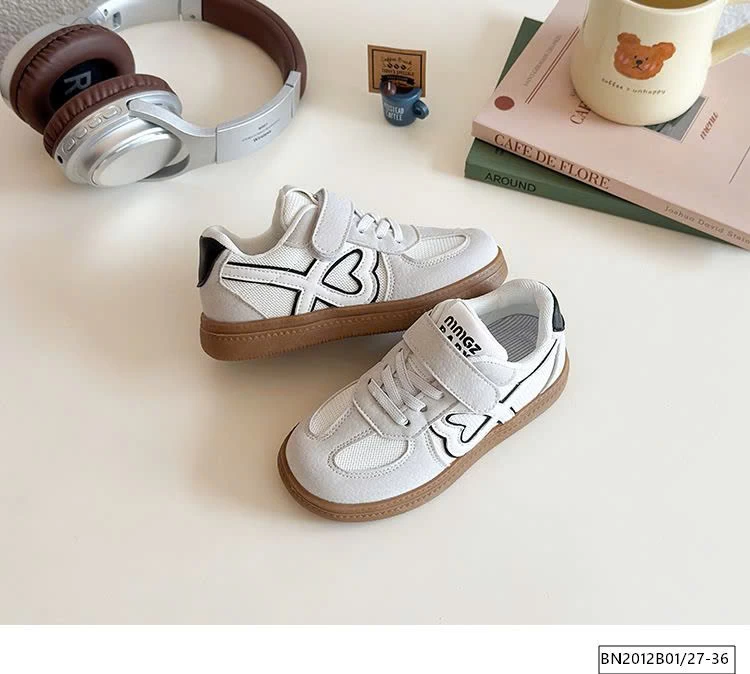 GIÀY THỂ THAO MINGZ TRÁI TIM