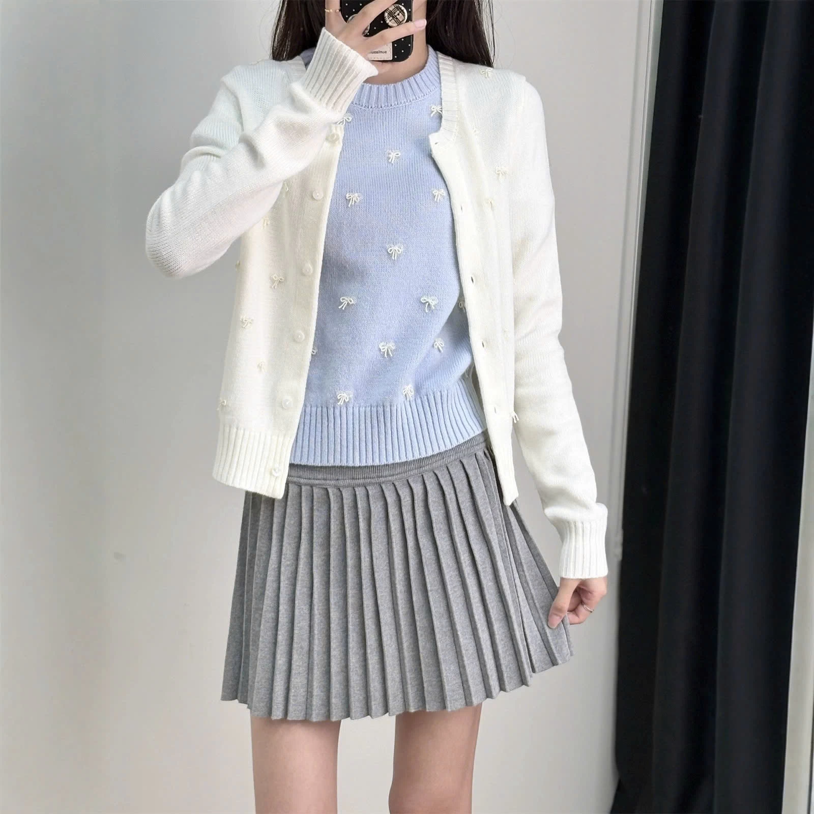 ÁO LEN MỎNG ĐÍNH NƠ