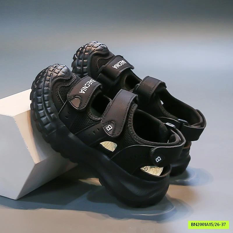 SANDAL QUAI DÁN ĐẾ ĐINH BAECNIA