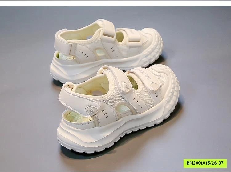 SANDAL QUAI DÁN ĐẾ ĐINH BAECNIA