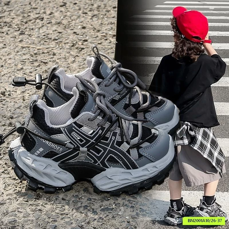 SNEAKER SIÊU NHẸ CÁ TÍNH