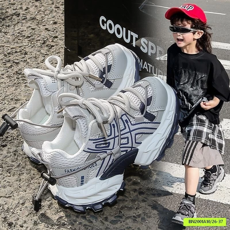 SNEAKER SIÊU NHẸ CÁ TÍNH