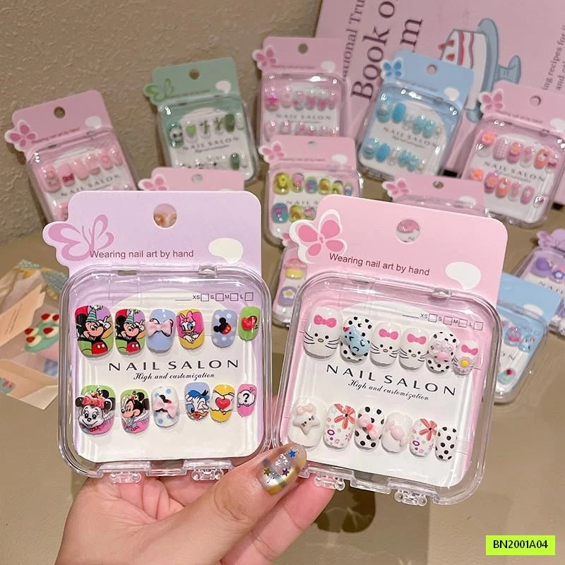 SÉT DÁN MÓNG TAY KUTEEEE