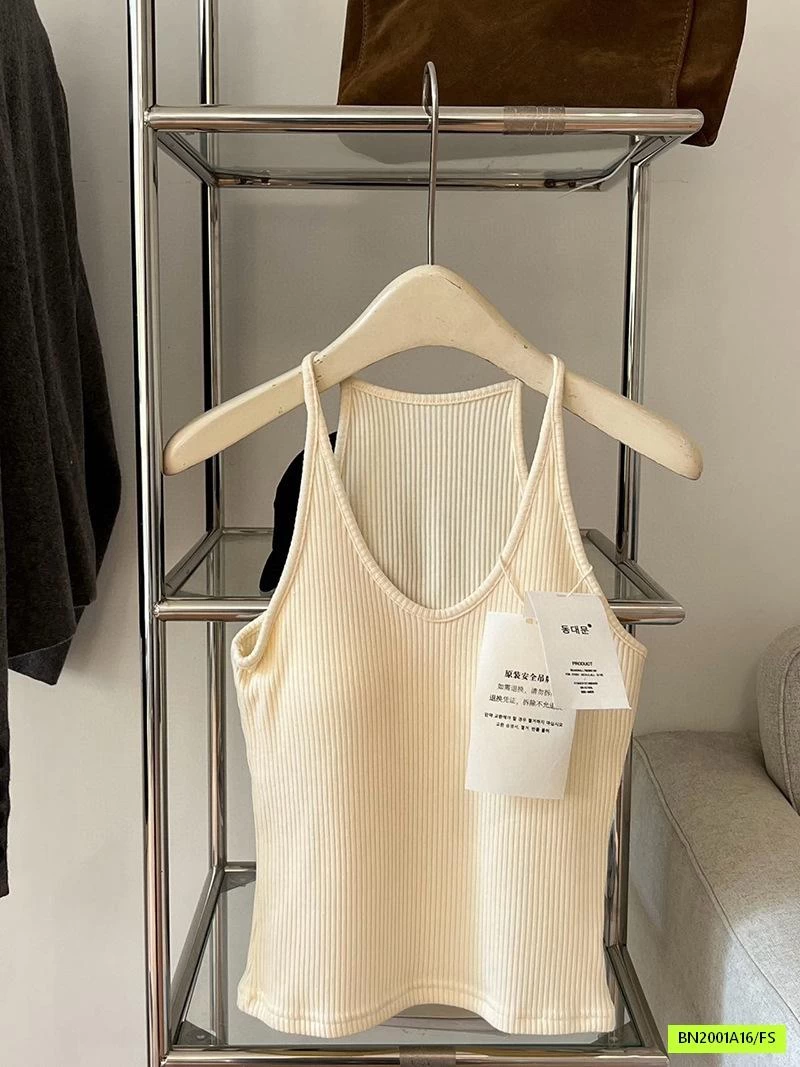 MONTOGHI CỔ YẾM KÈM BRA