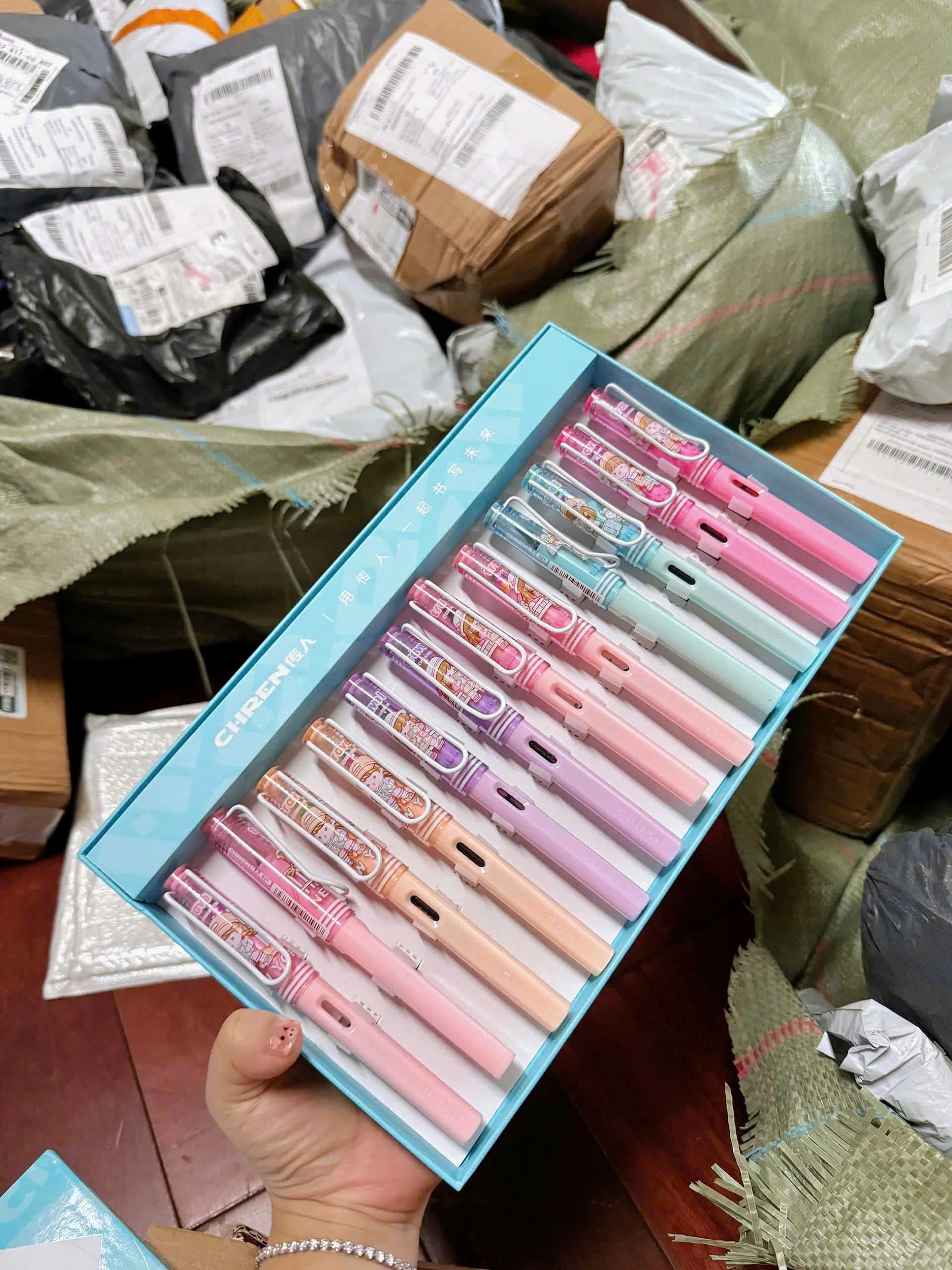 HỘP 12 BÚT MÀI CHREN