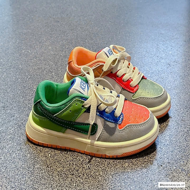 GIÀY THỂ THAO CHÂN 2 MÀU