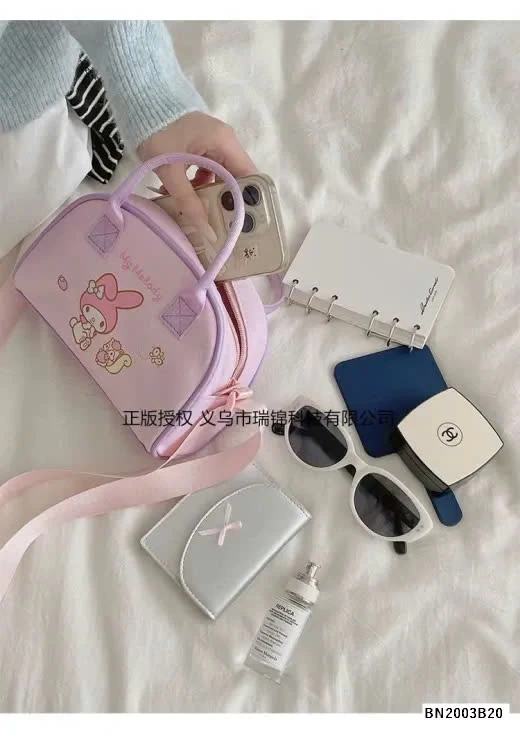 TÚI ĐEO CHÉO KUROMI CHO BÉ GÁI