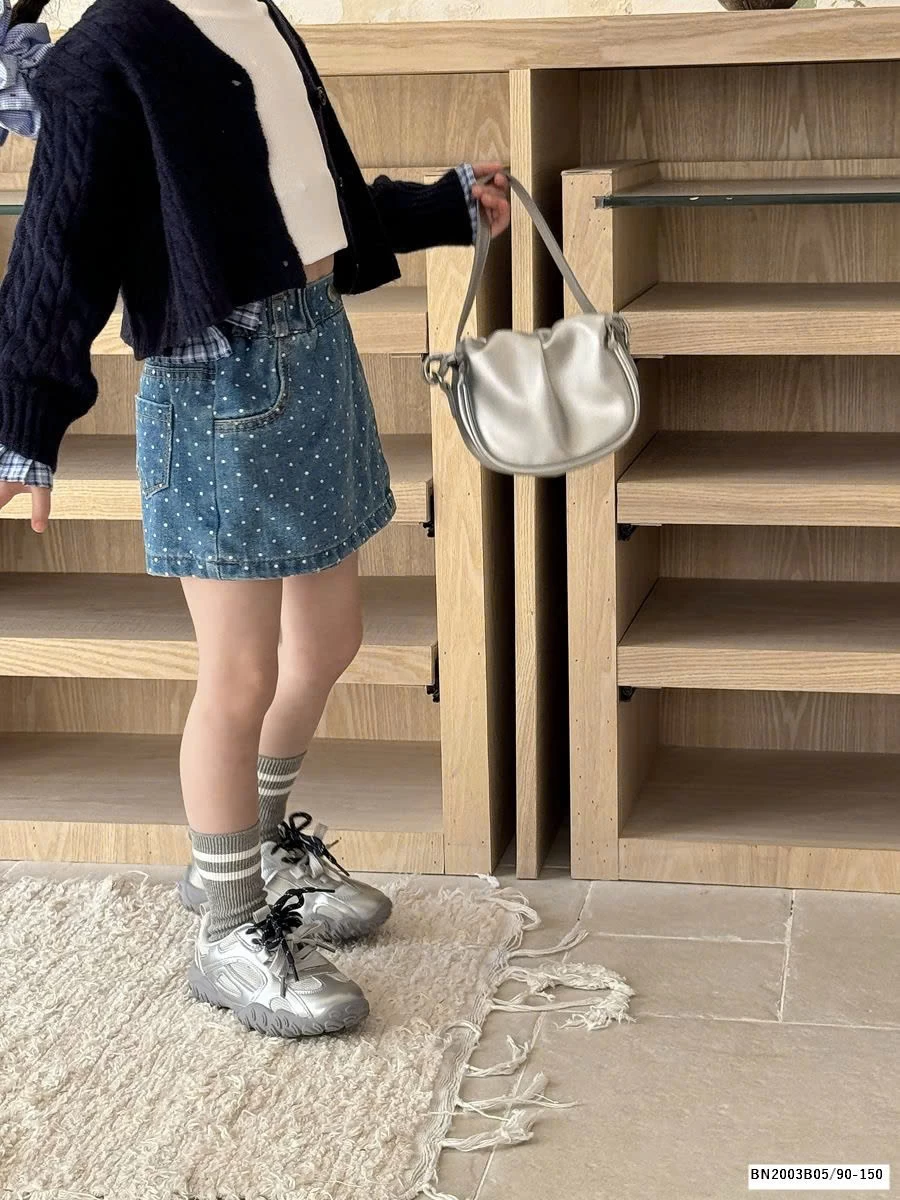 QUẦN VÁY JEAN CHẤM BI BÉ GÁI