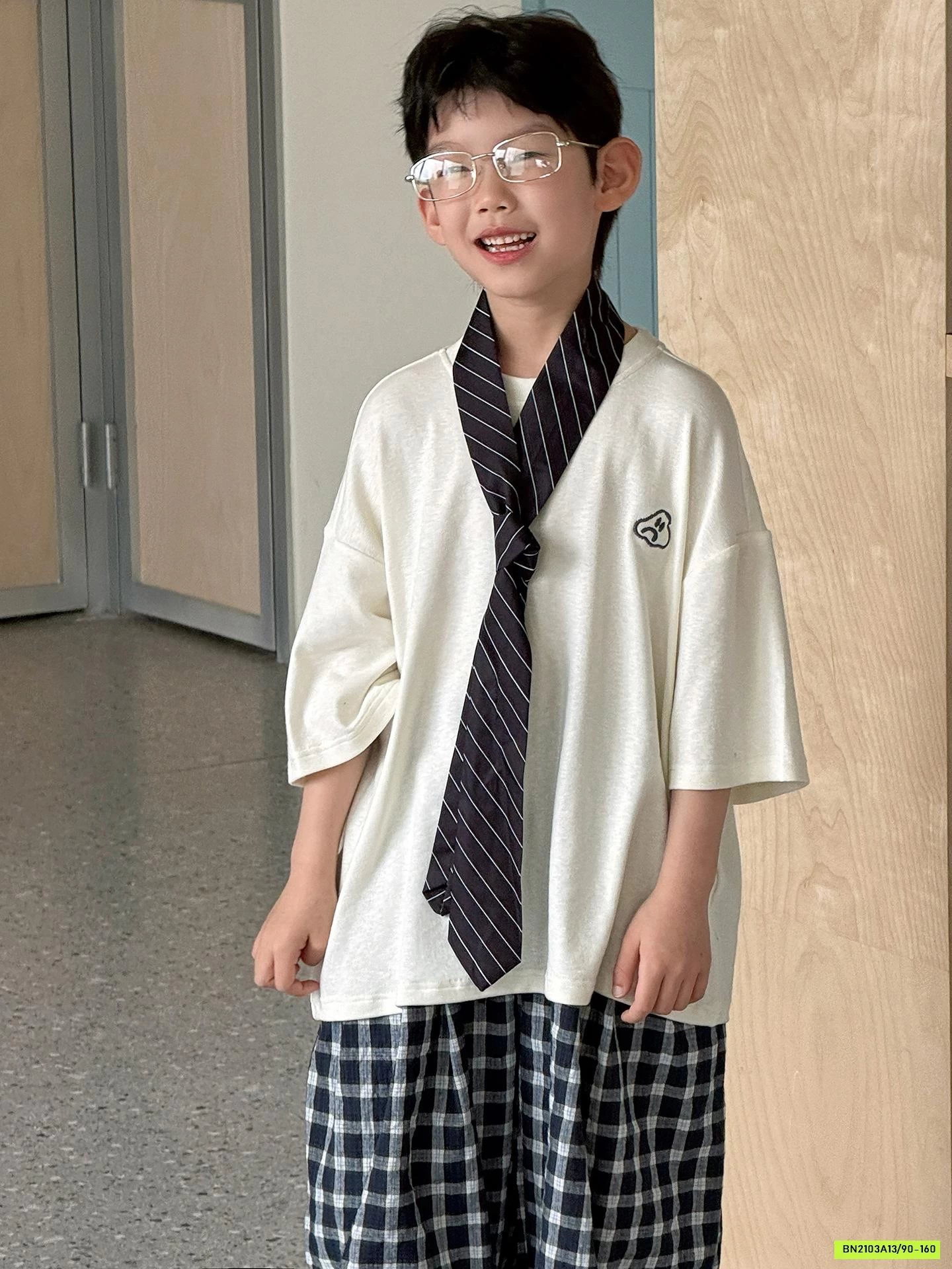 ÁO THUN LOGO NGỰC