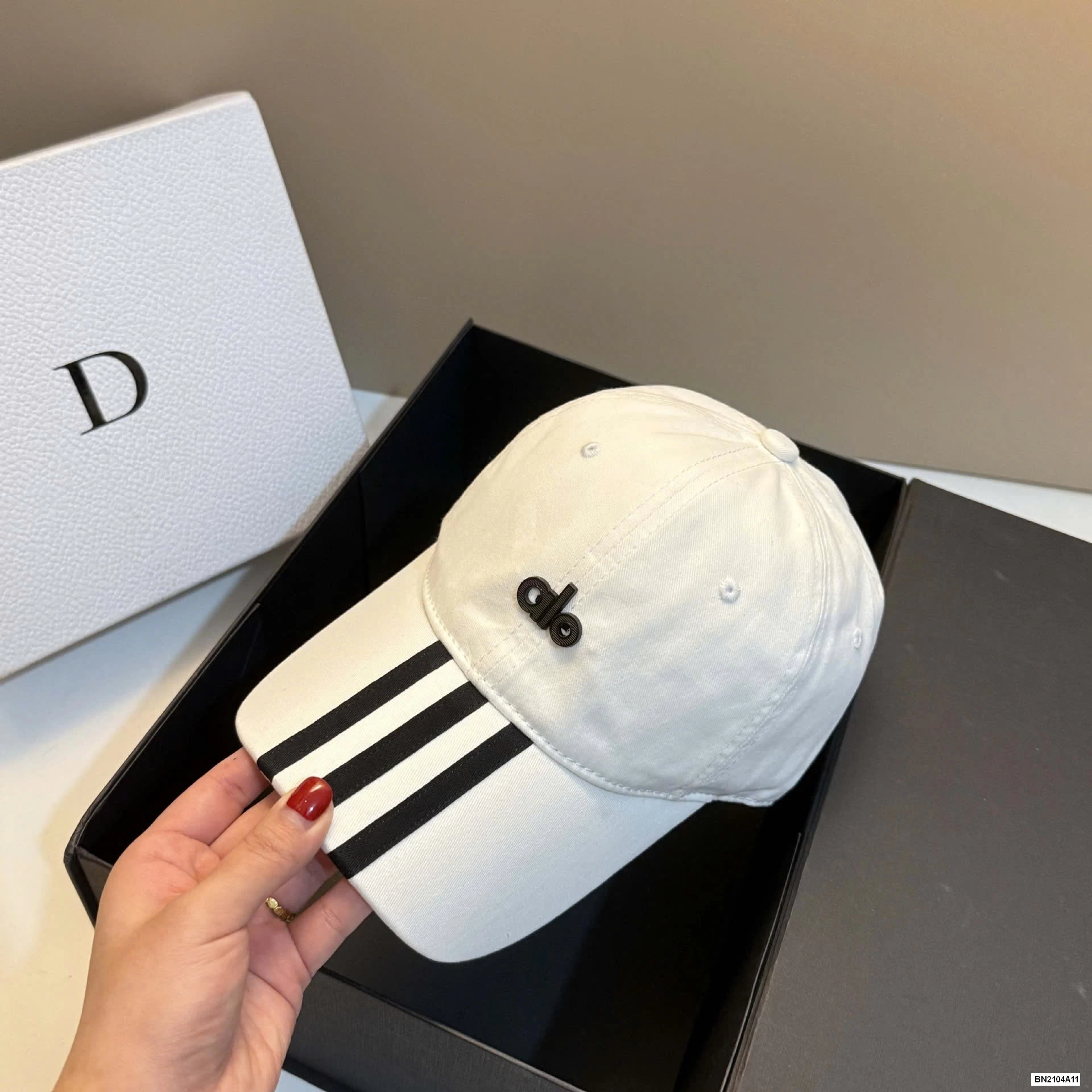 MŨ KẾT PHỐI 3 SỌC