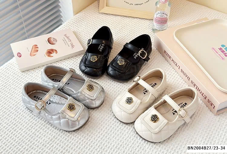 GIÀY BÚP BÊ HOA TRÀ