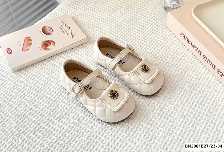 GIÀY BÚP BÊ HOA TRÀ