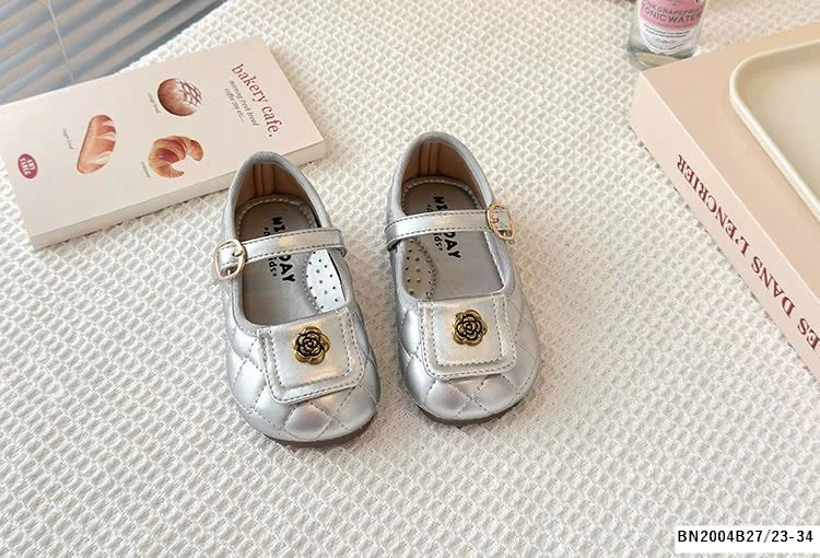 GIÀY BÚP BÊ HOA TRÀ