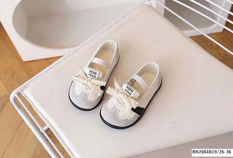 SLIPON MINMIN TAG NƠ