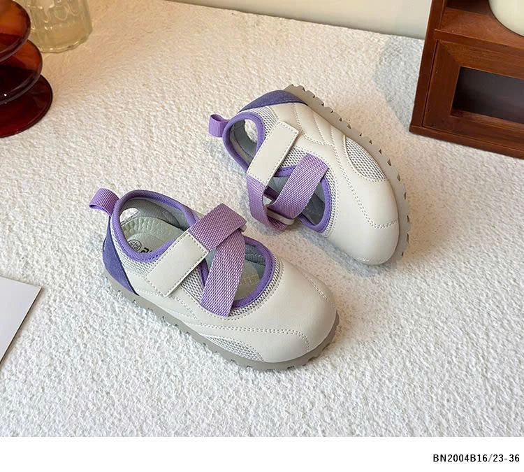 GIÀY THOÁNG KHÍ QUAI DÁN