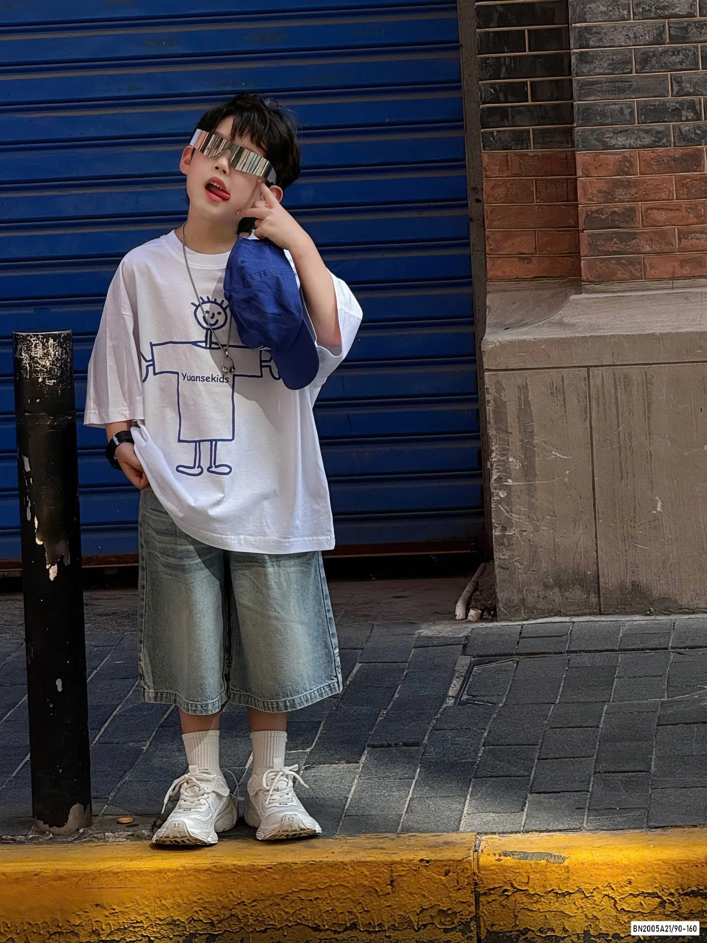 QUẦNG JEANS LỠ BẠC MÀU BASIC