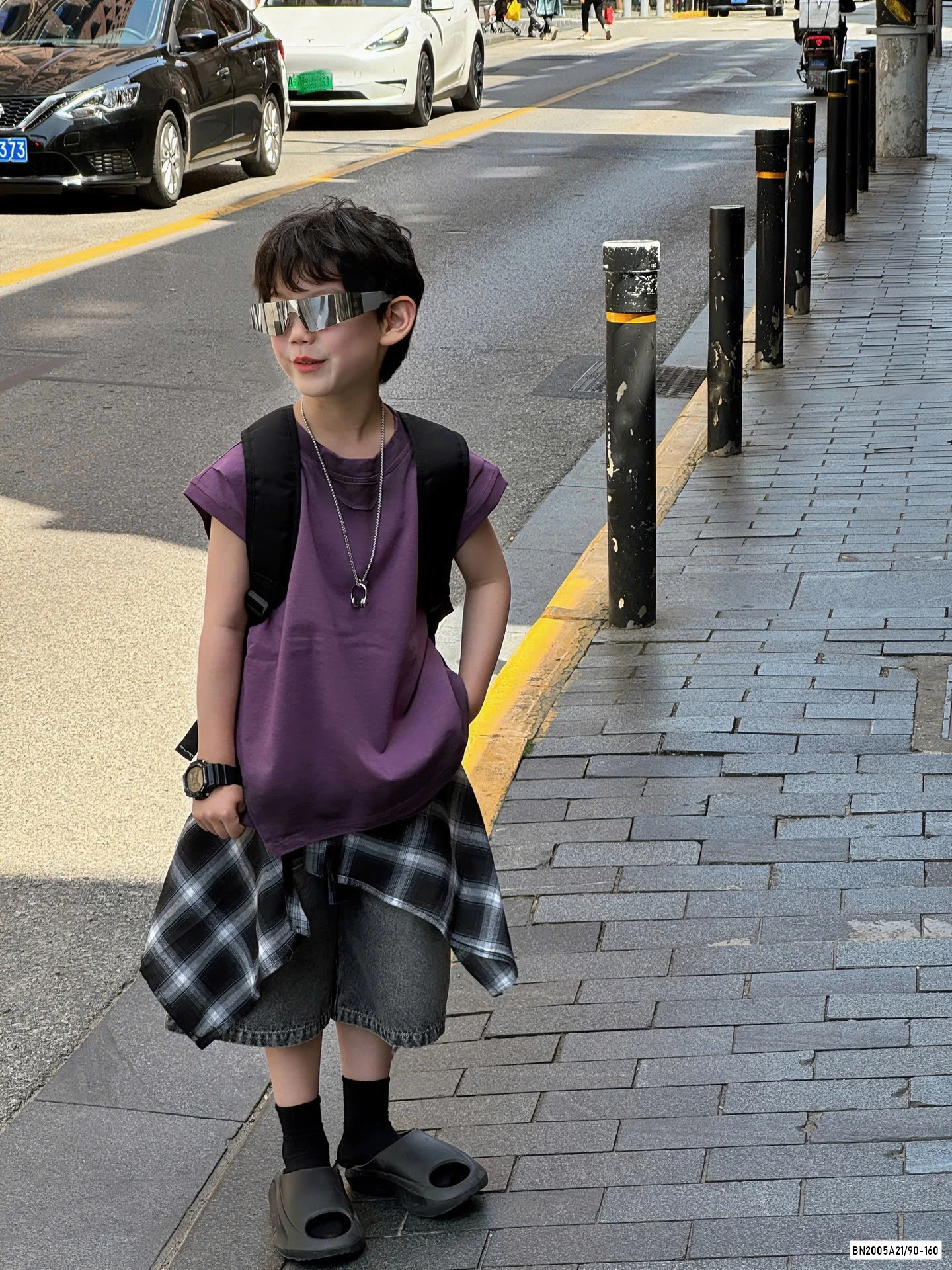 QUẦNG JEANS LỠ BẠC MÀU BASIC