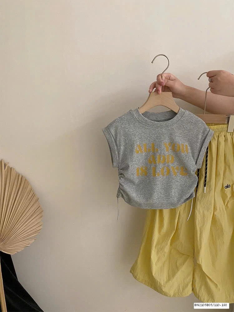 SÉT ÁO THUN RÚT EO MIX QUẦN GIÓ VÀNG