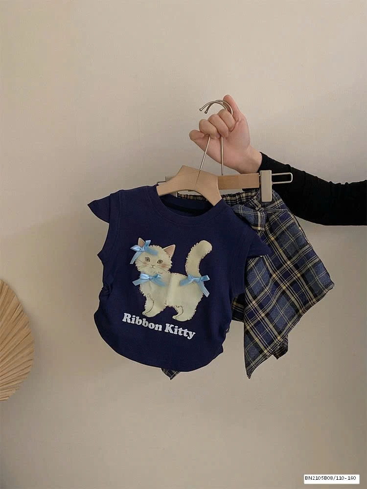 SÉT ÁO THUN CON MÈO MIX CHÂN VÁY CARO BUỘC NƠ