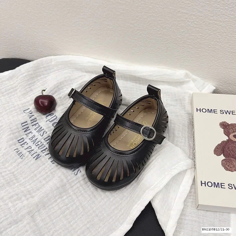 Giày búp bê lỗ vintage cho bé