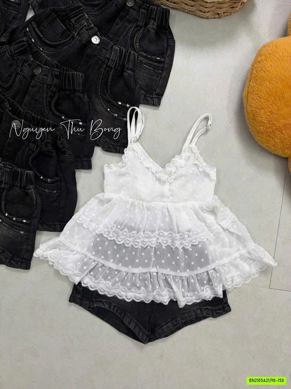 ÁO 2 DÂY MIX SHORT JEANS ĐEN