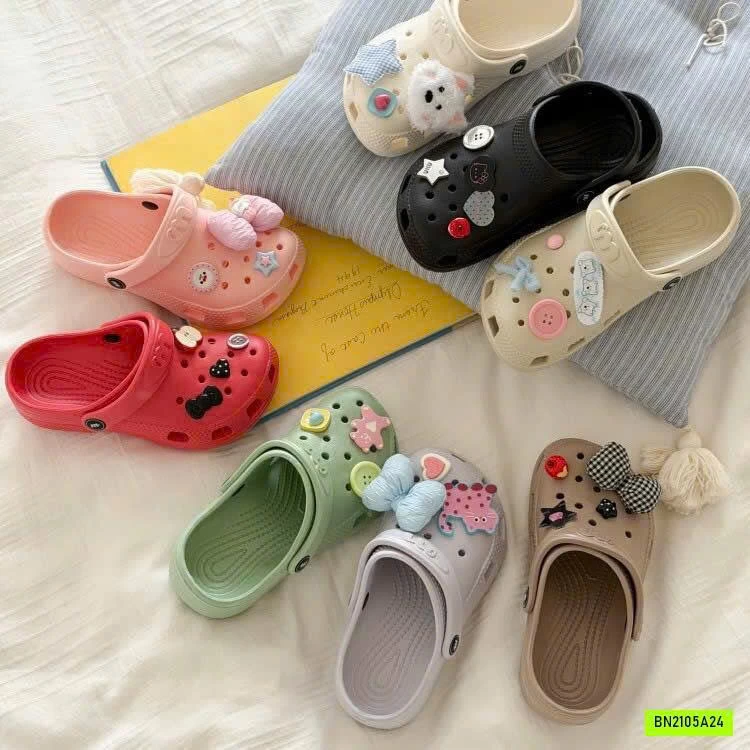 CROCS TRƠN MÀU AMBB
