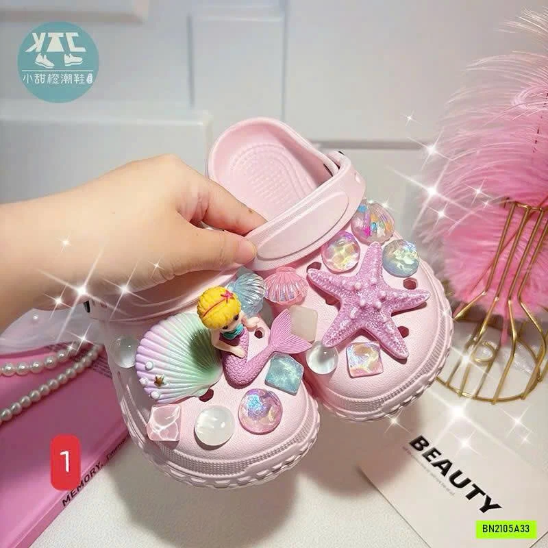 DÉP RỌ CHARM TIÊN CÁ