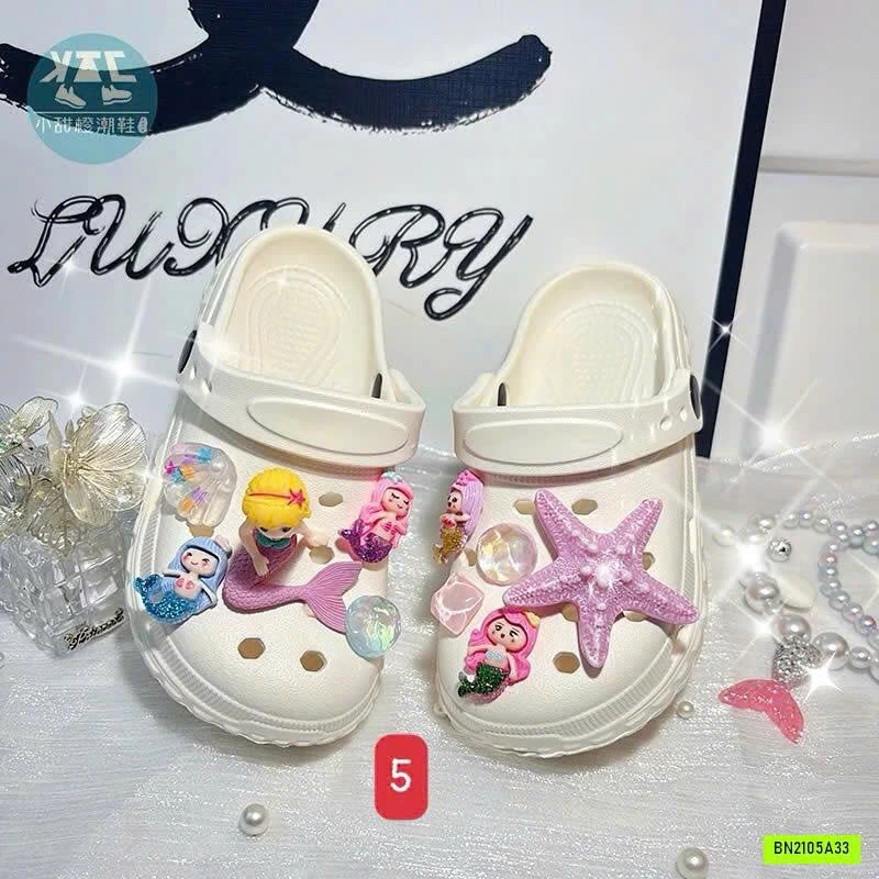 DÉP RỌ CHARM TIÊN CÁ