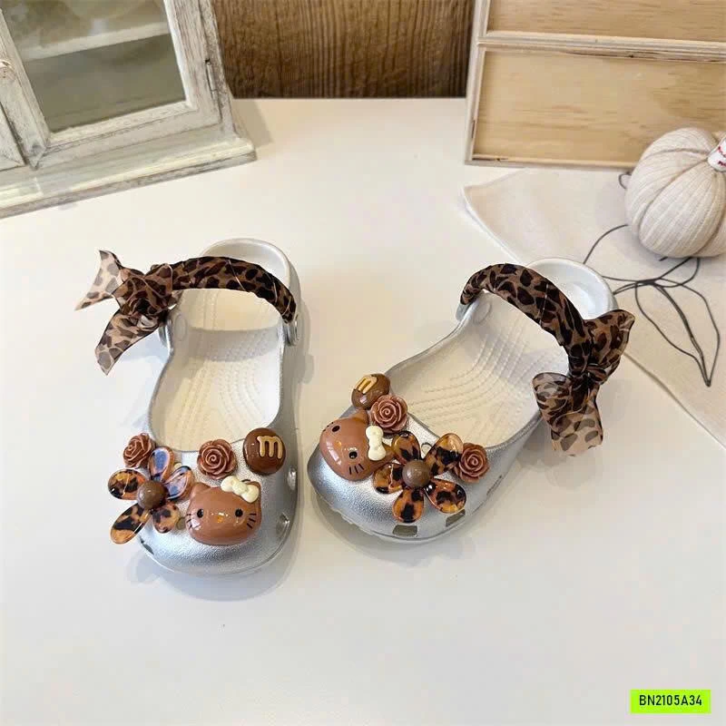 DÉP RỌ CROCS CHARM KITTY NÂU