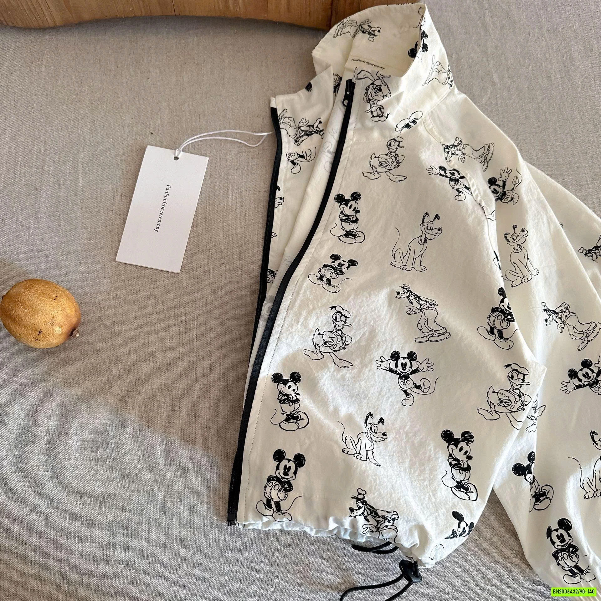 KHOÁC NẮNG MICKEY MMGGBABY