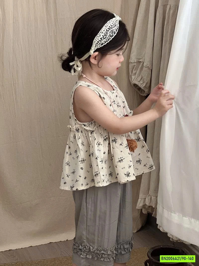 ÁO BBD HOA NHÍ MIX QUẦN XÁM