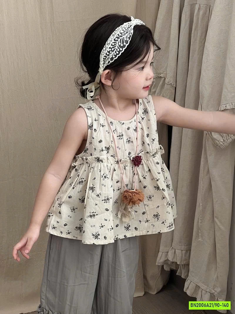 ÁO BBD HOA NHÍ MIX QUẦN XÁM