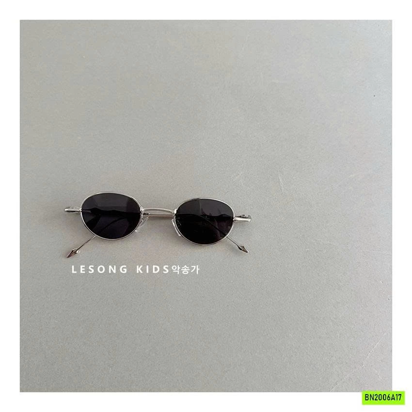 KÍNH RÂM THỜI TRANG RETRO