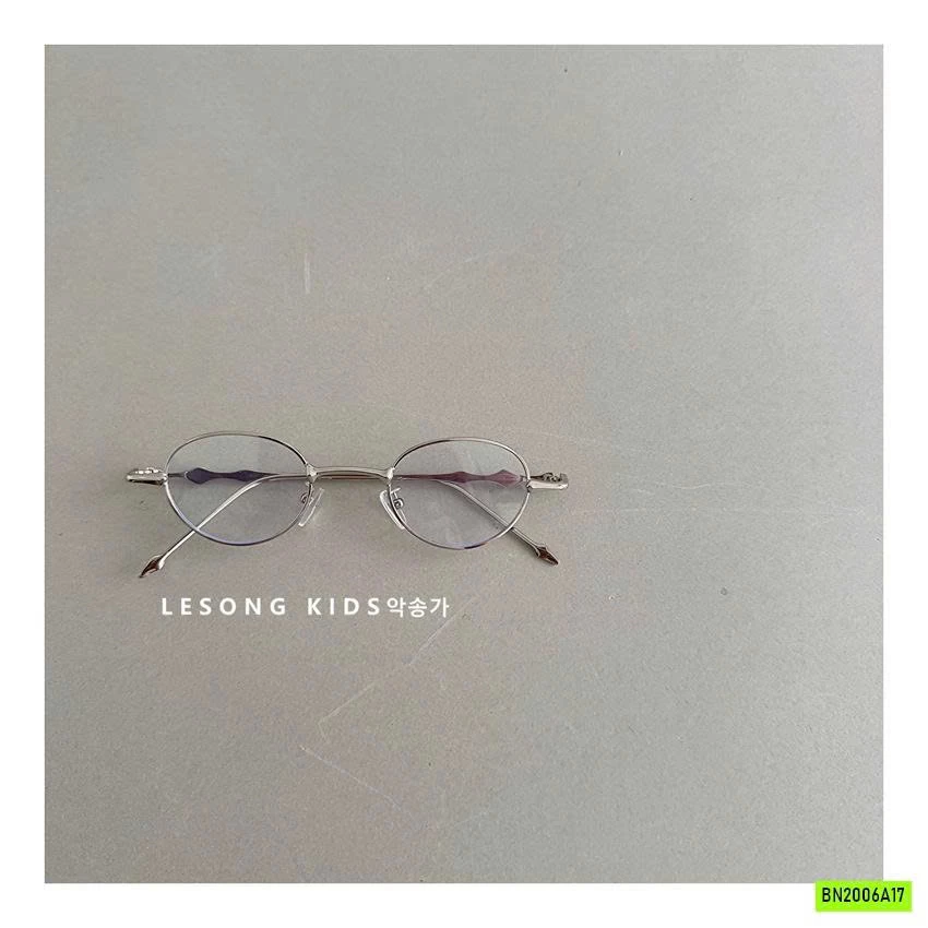 KÍNH RÂM THỜI TRANG RETRO