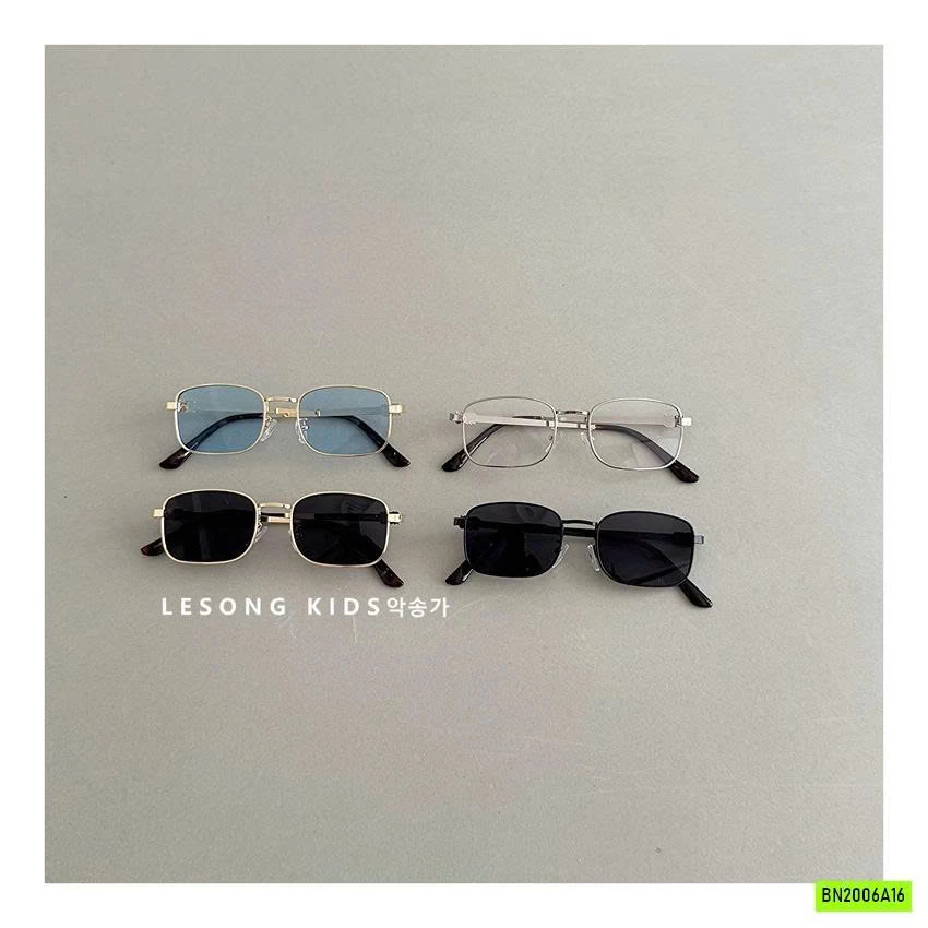 KÍNH THỜI TRANG MẮT VUÔNG