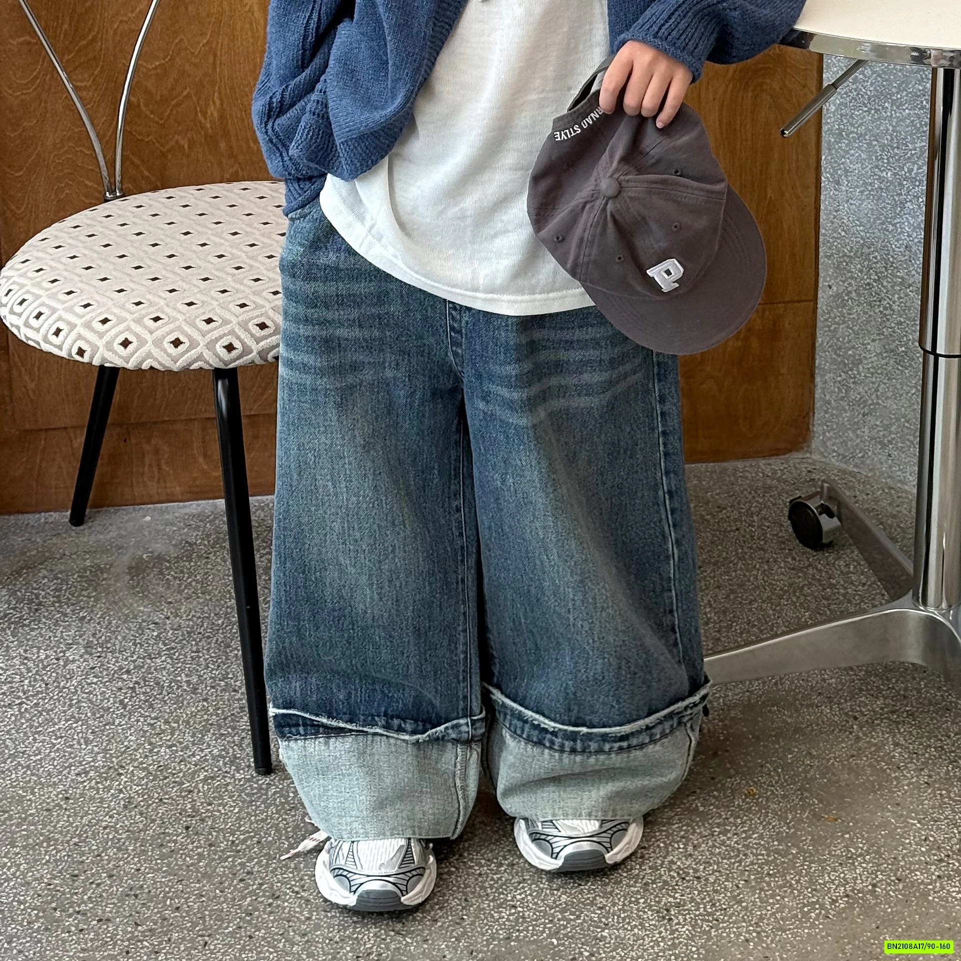JEANS SUÔNG MAY GẤP GẤU