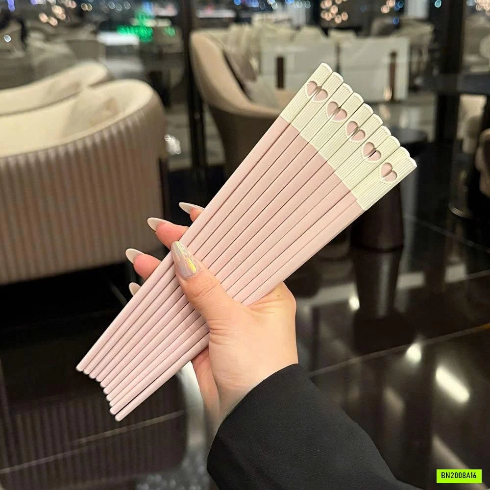 SET 20 ĐÔI ĐŨA KHÁNG KHUẨN ĐẦU TRÁI TIM