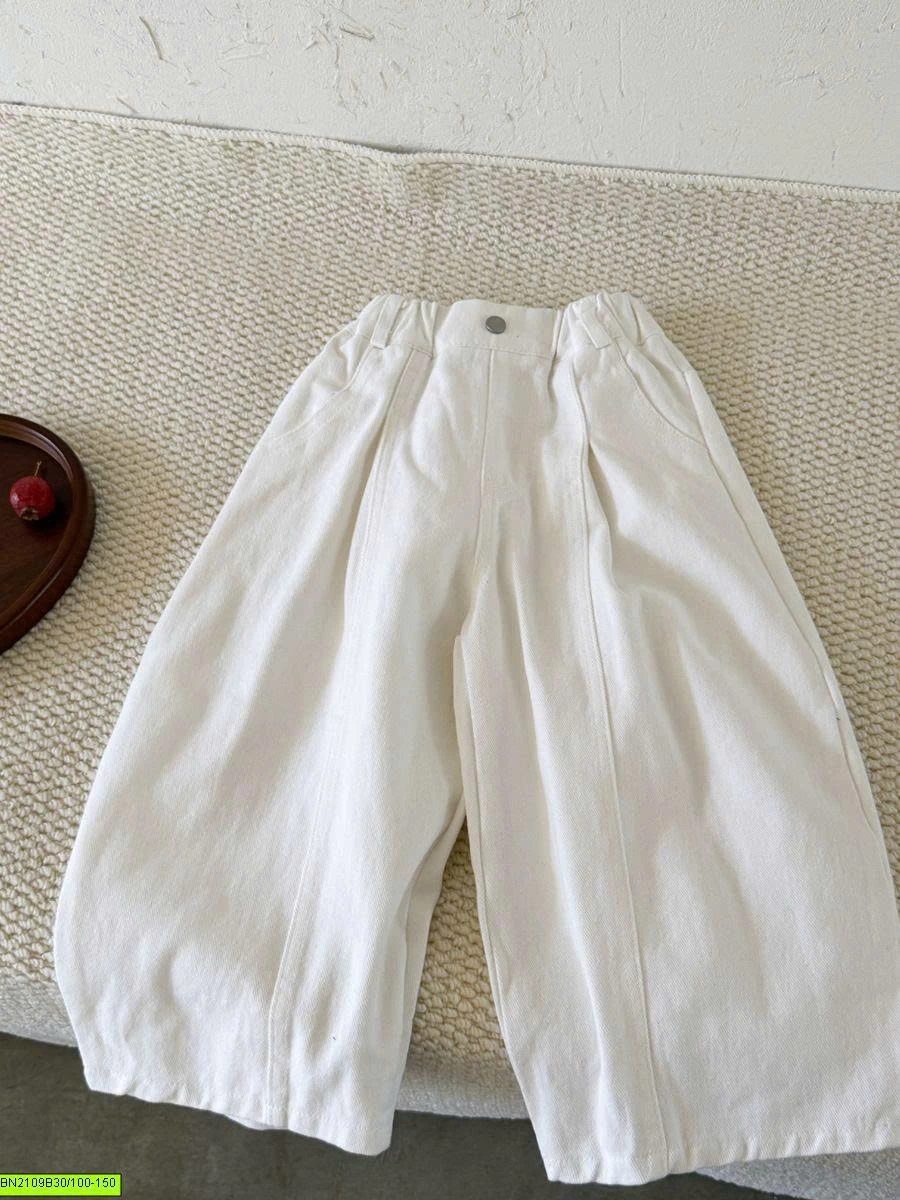 QUẦN BAGGY TRẮNG THỜI TRANG