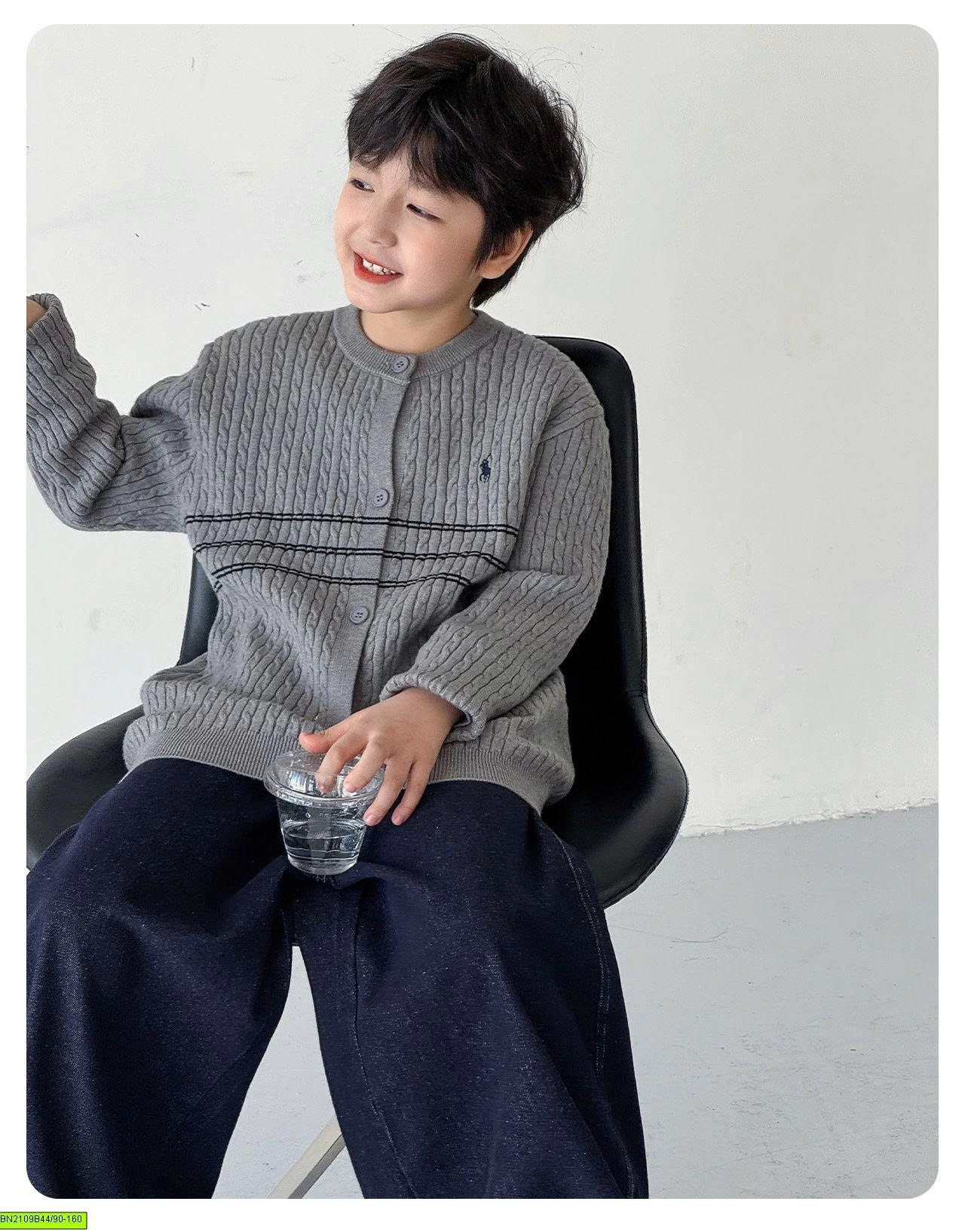 ÁO KHOÁC LEN LOGO NGỰA AOAOKIDS