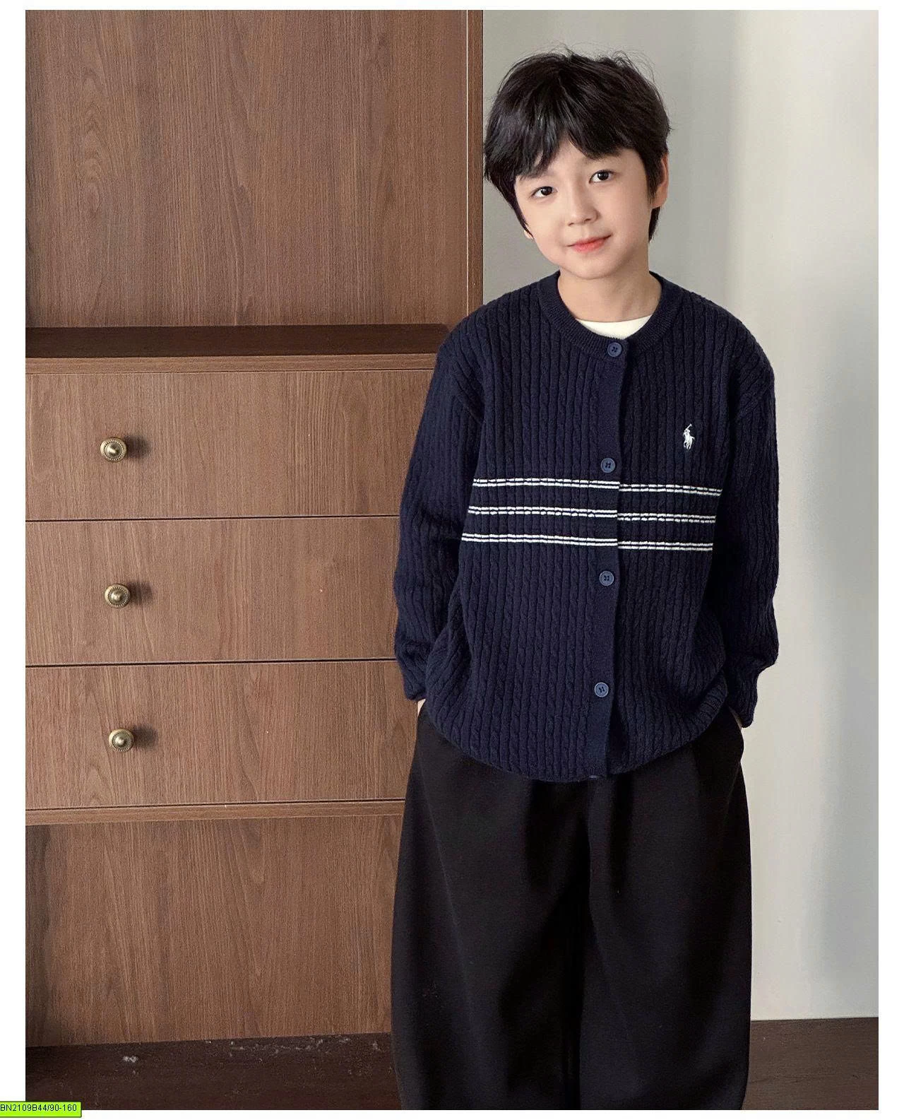 ÁO KHOÁC LEN LOGO NGỰA AOAOKIDS