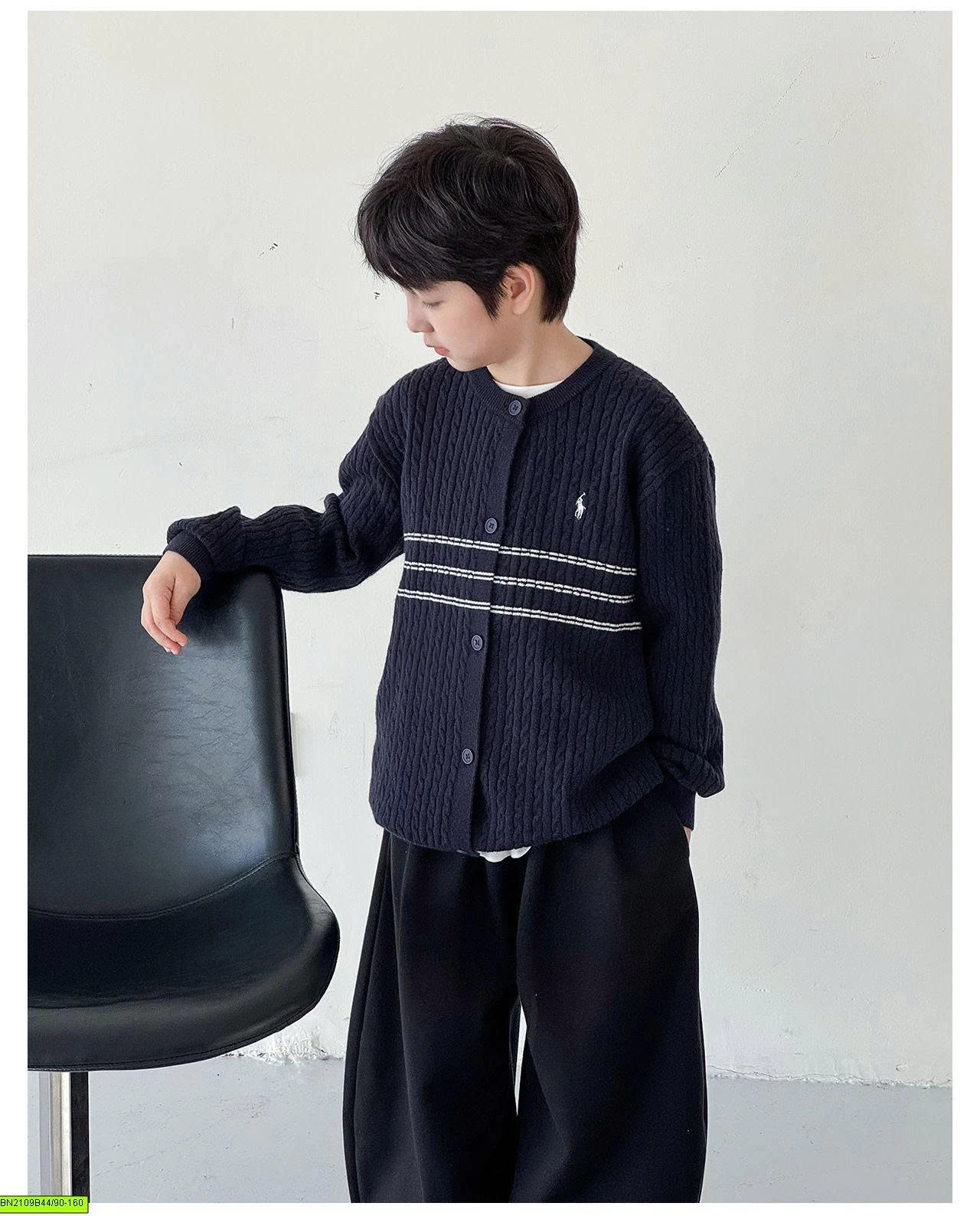ÁO KHOÁC LEN LOGO NGỰA AOAOKIDS