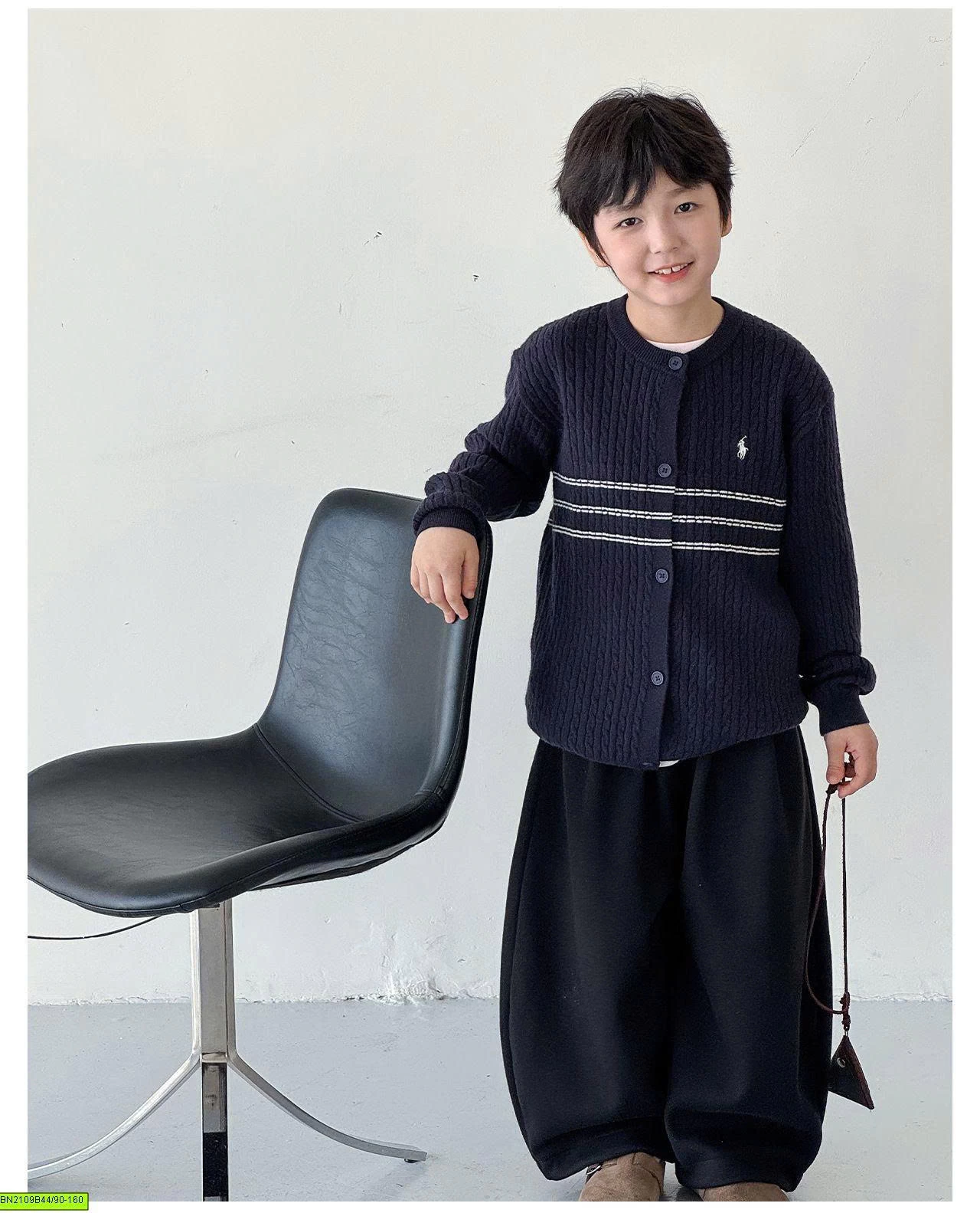 ÁO KHOÁC LEN LOGO NGỰA AOAOKIDS