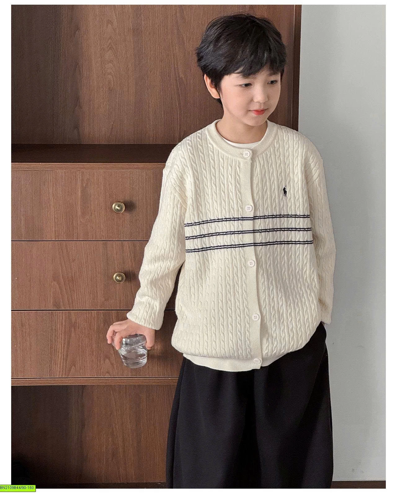 ÁO KHOÁC LEN LOGO NGỰA AOAOKIDS