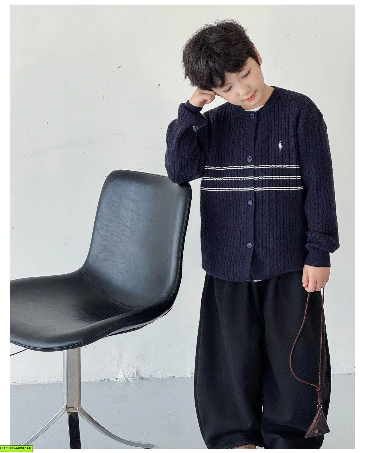 ÁO KHOÁC LEN LOGO NGỰA AOAOKIDS