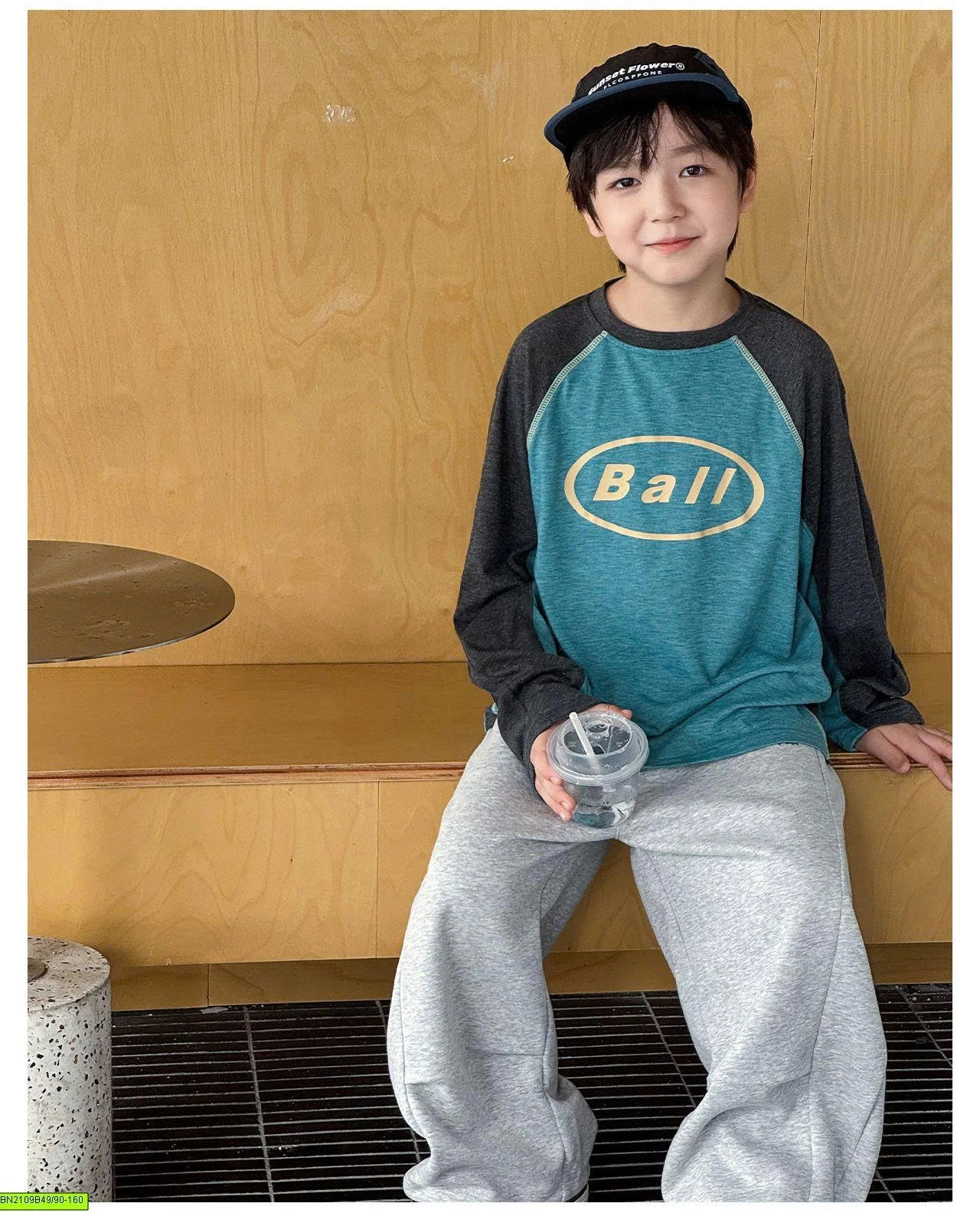 ÁO THUN CHỮ BALL PHỐI MÀU TAY