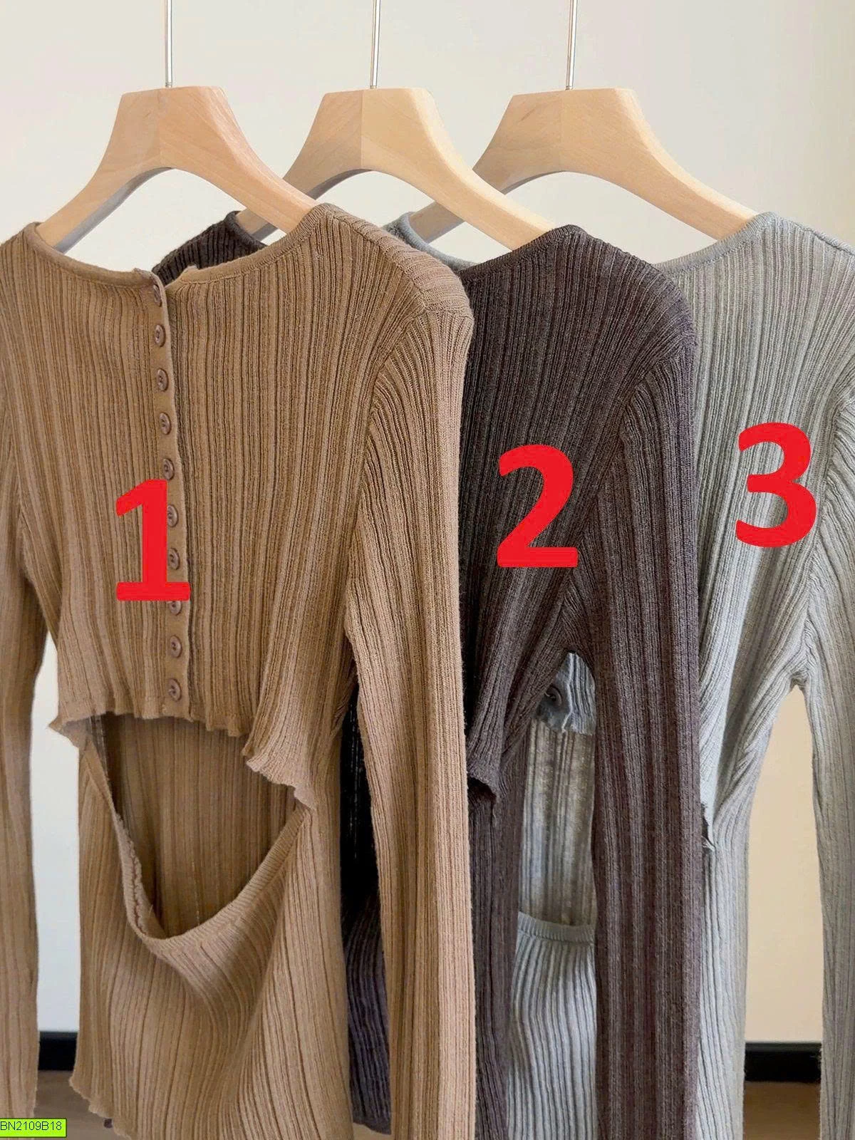 ÁO LEN NỮ ANNA – THIẾT KẾ HỞ LƯNG