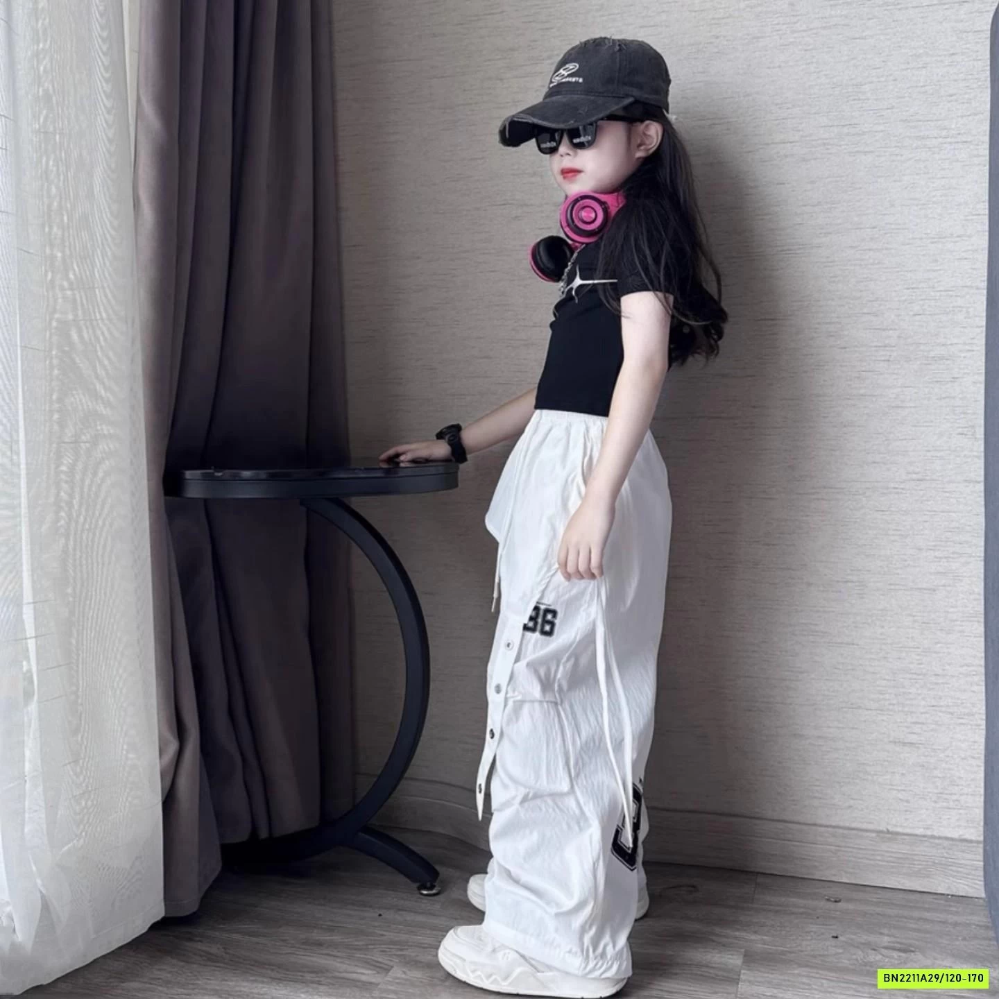 CROPTOP MIX QUẦN GIÓ CÁ TÍNH