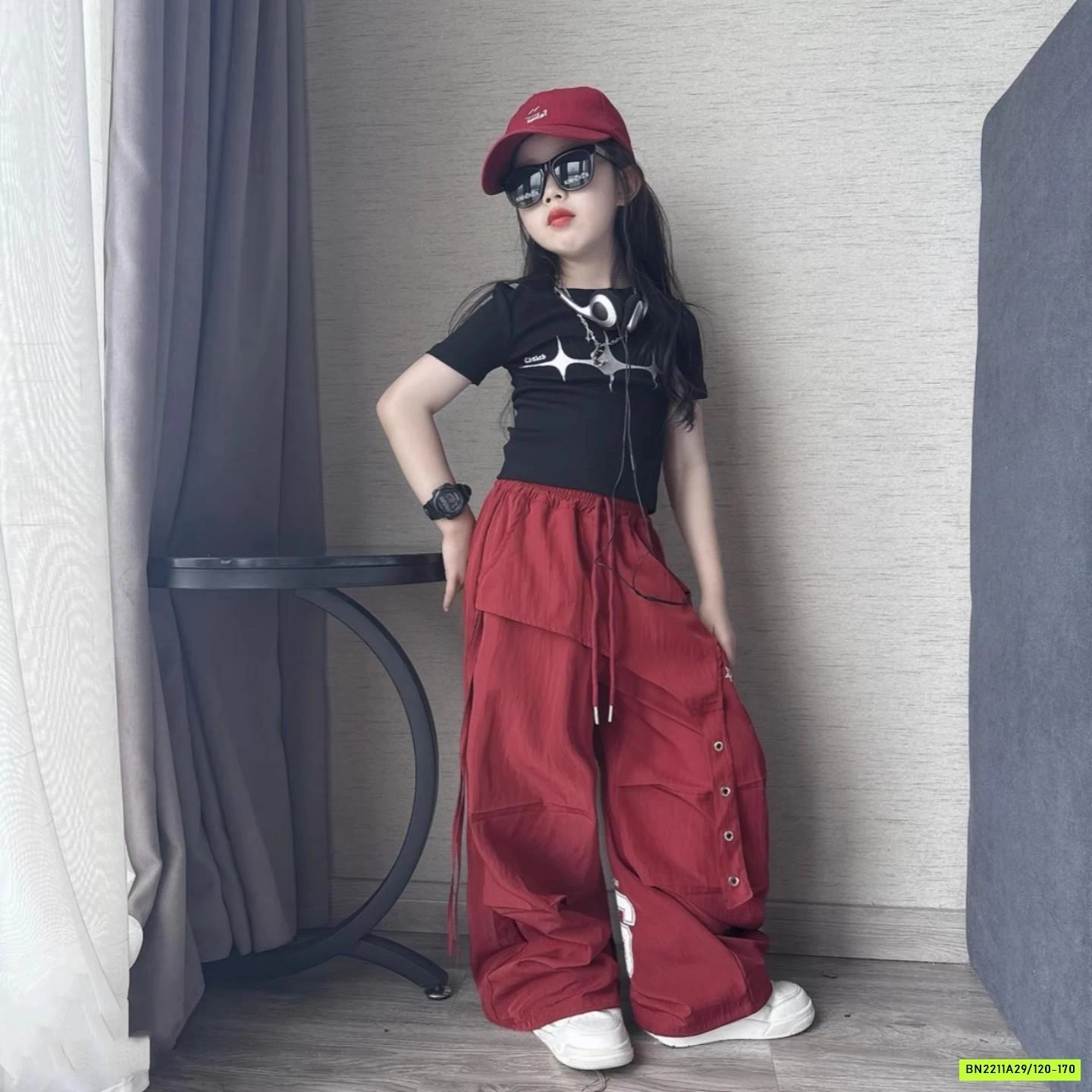 CROPTOP MIX QUẦN GIÓ CÁ TÍNH