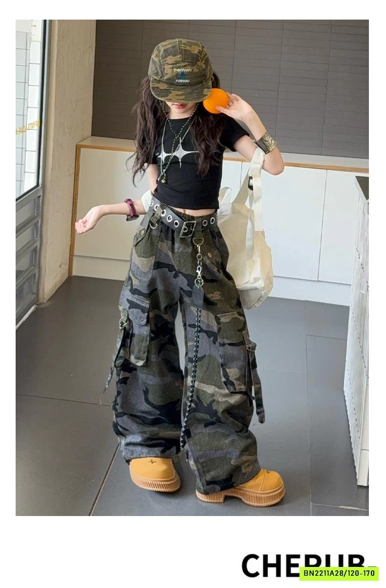 SÉT NHẢY ÁO ĐEN QUẦN RẰN RI